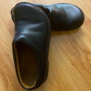 Birkenstock push on shoes